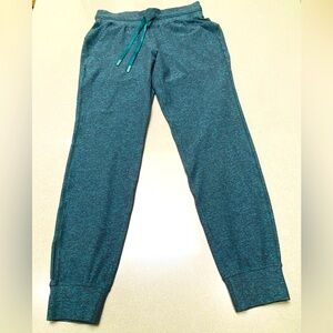 LULULEMON Women's Cuffed Sweatpants/Joggers Size 6
